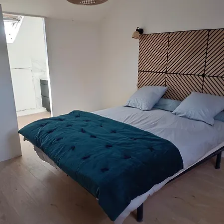 Maison Independante Dans Quartier Residentiel Et Calme * 알랑송