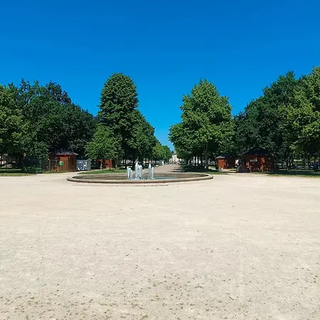 Maison Independante Dans Quartier Residentiel Et Calme